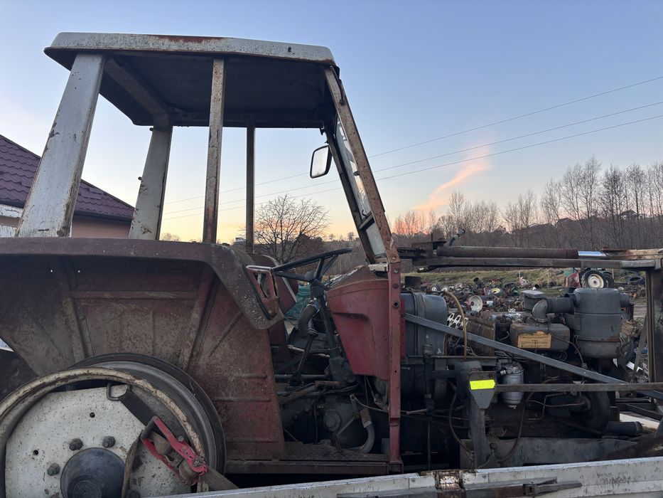 Dezmembrez steyr 454 tractor piese stayer