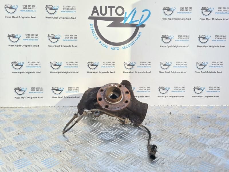 Fuzeta stanga fata Opel Corsa D facelift 1.2i 59 kw 80 cp; 1.0; 1.2; 1