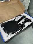 Microfon gaming cu suport + pop filter