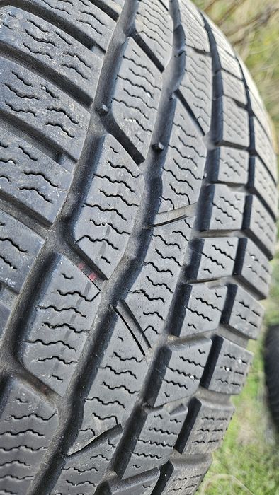 2бр гуми 205 60 16 континентал