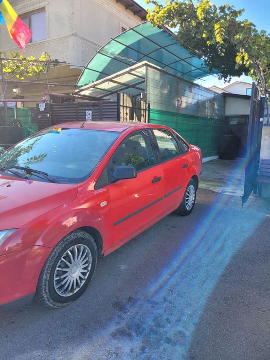 Vând Ford focus 1.6