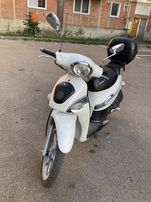 Vand scuter piaggio liberty 50 cc