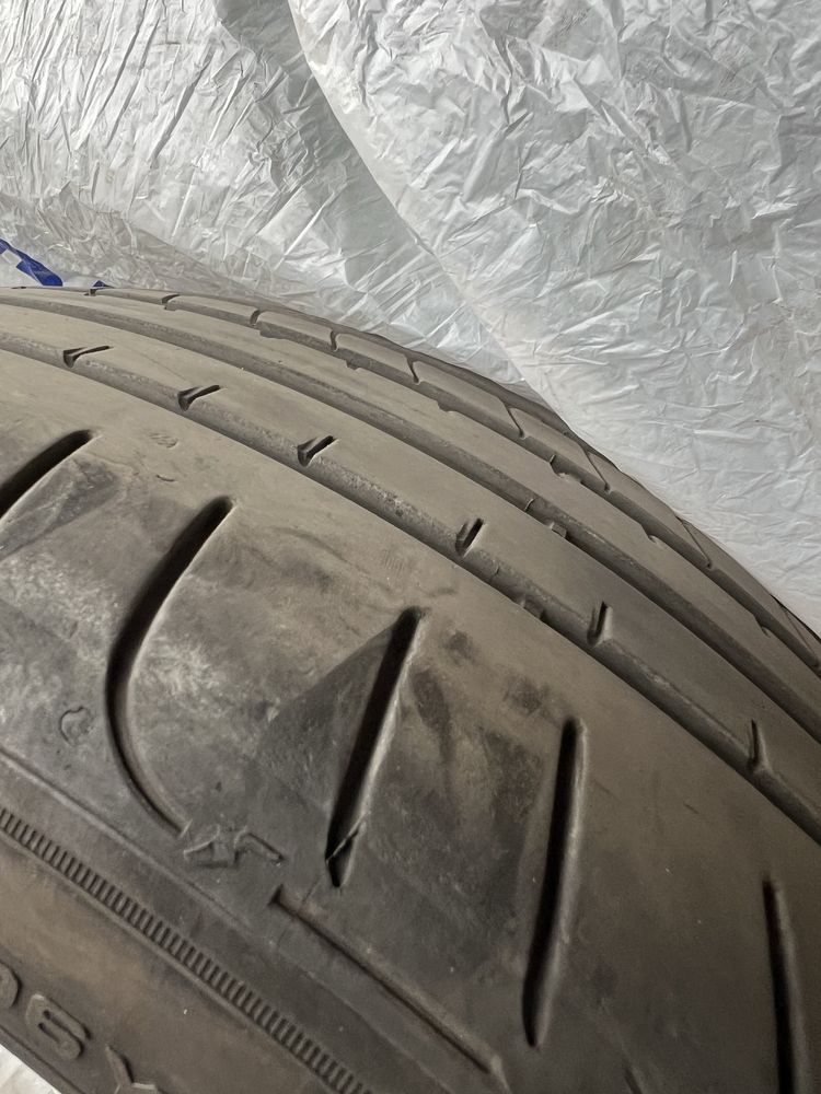 Cauciucuri vara 255/35/19 + 225/40/19  GoodYear PRET MIC 100€ 4buc