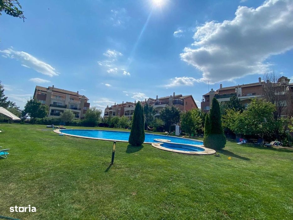 Pipera : Parter si curte proprie in complex cu piscina!
