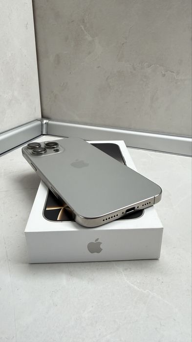 Apple iPhone 16 Pro Max, 256 GB, Natural Titanium, ГАРАНЦИЯ