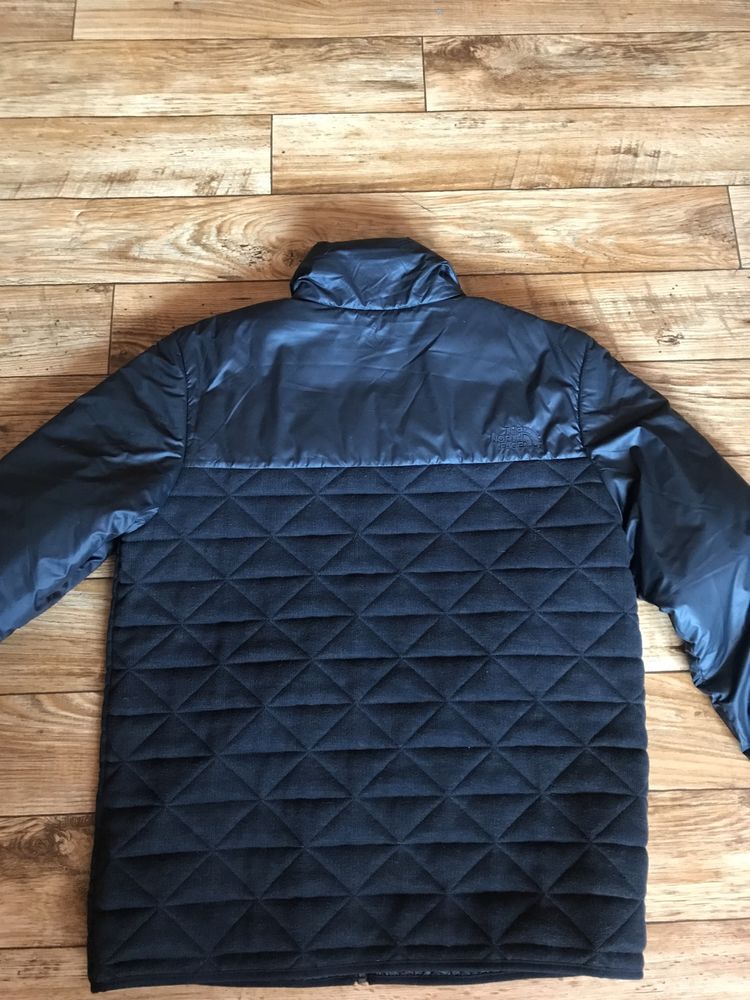 Продам мужскую куртку North Face фирменная 100%