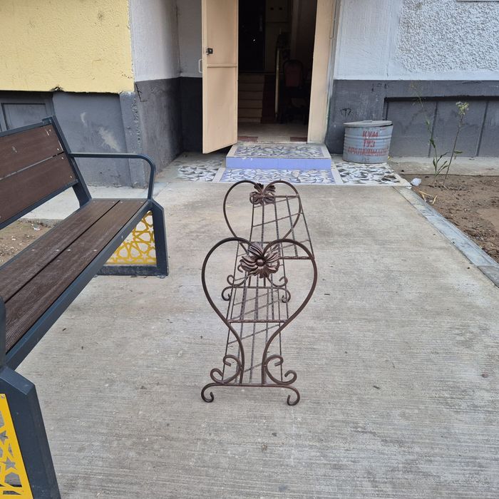 Духовка, микроволновка, вишелка, ойоқ кийим қўядиган, 4 таси 2 млн