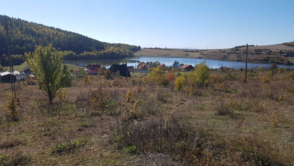 Teren constructii lac Moacsa