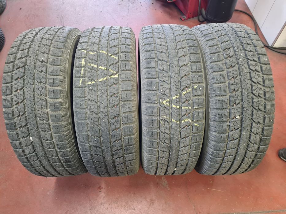 Продавам гуми 265/65/18