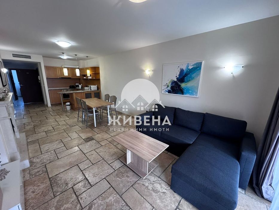 Продава обзаведен 3-стаен апартамент, с.Топола