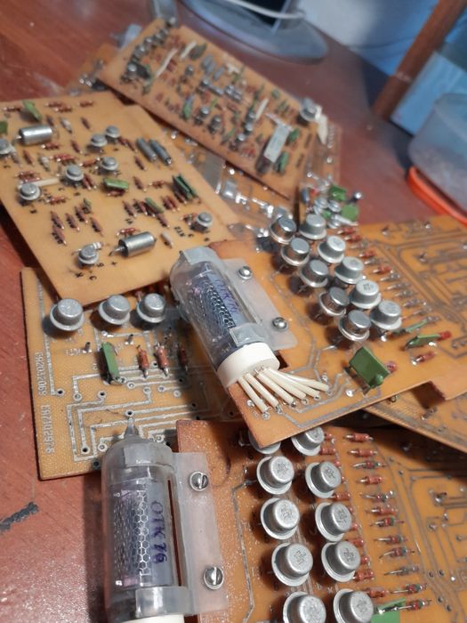 Прием плат и радиодеталей