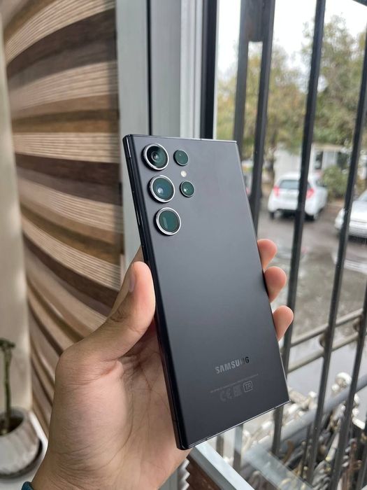 Samsung galaxy s23 ultra 5G 12/256gb holati 9/10