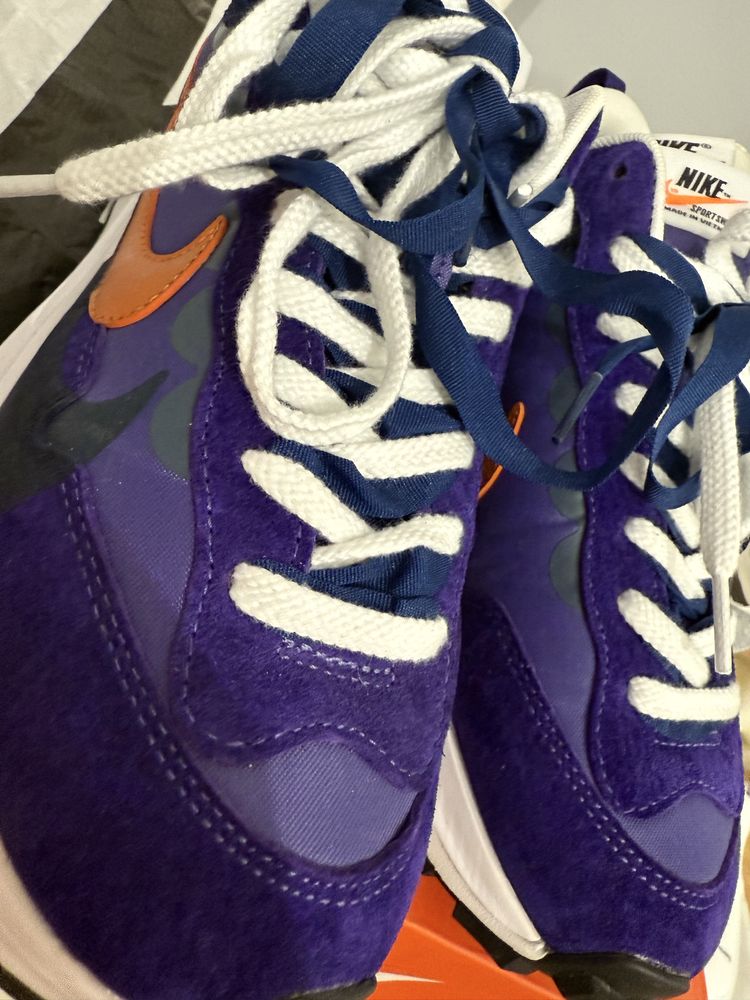 Nike vaporwaffle sacai