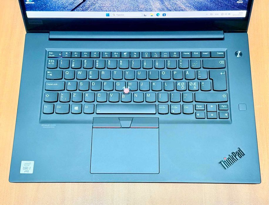 ThinkPad X1 Extreme G3 / i7-10850H / 32GB / GTX1650Ti / 4K OLED Touch