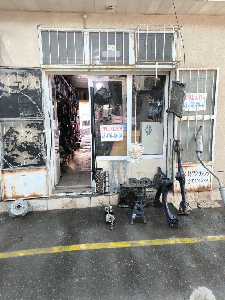 3та магазин сотилади
