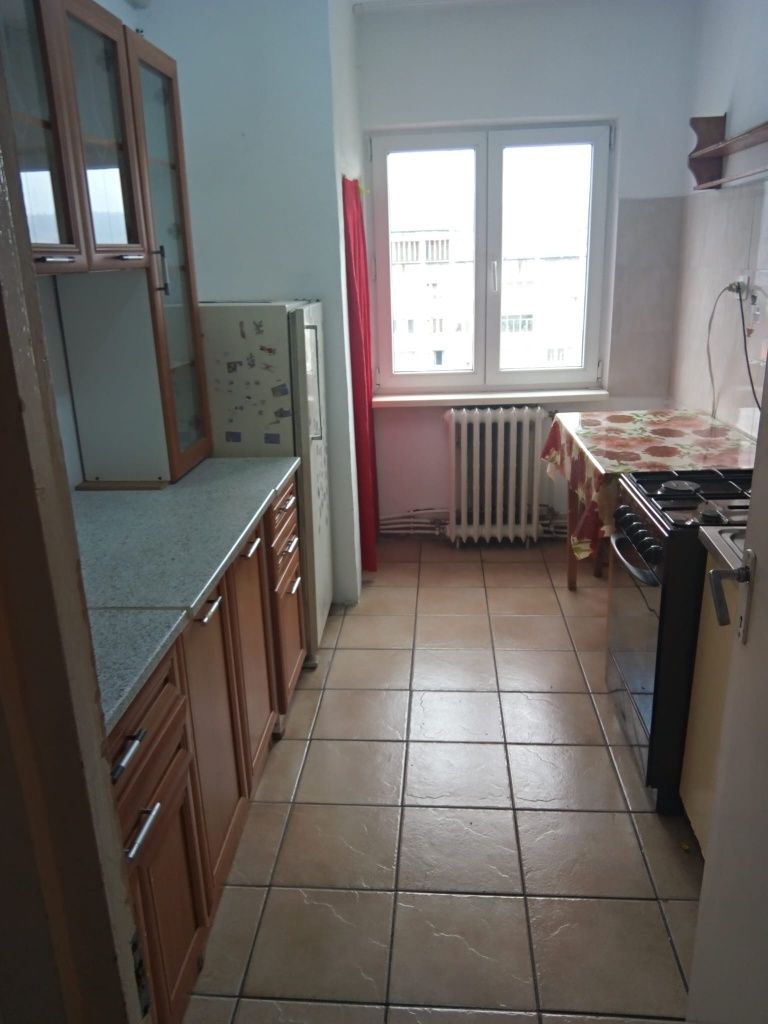 Apartament 3 camere , zona Intim , Reșița