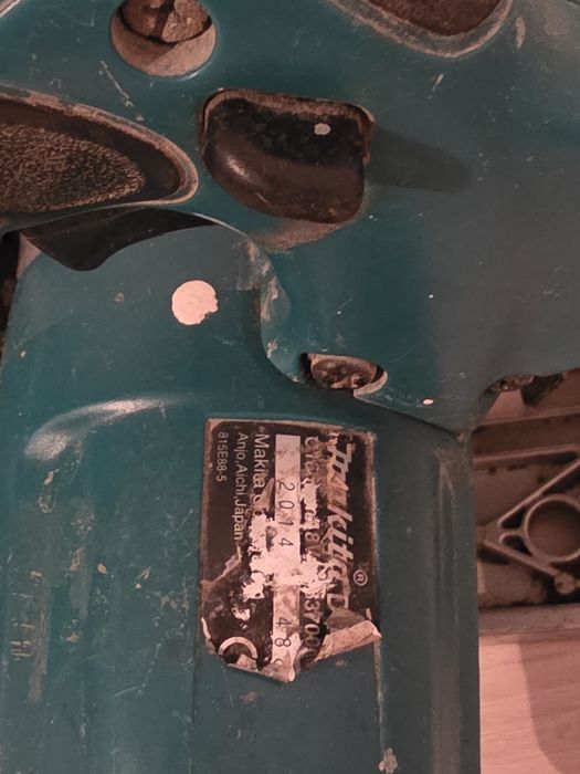 Makita DSS610 fierastrau circular cu acumulator 18V