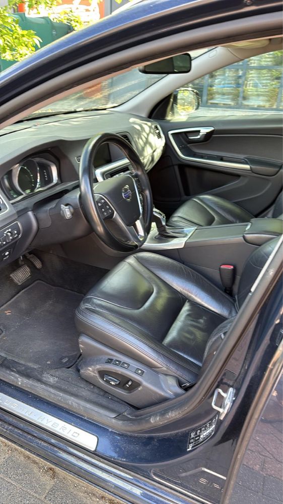 VolvoV60 hibride