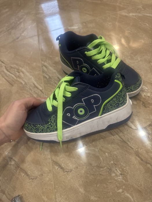 Маратонки с колелце