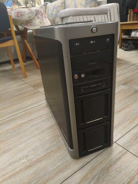 Корпус Full-Tower ZALMAN 52x52x22/GS 1000