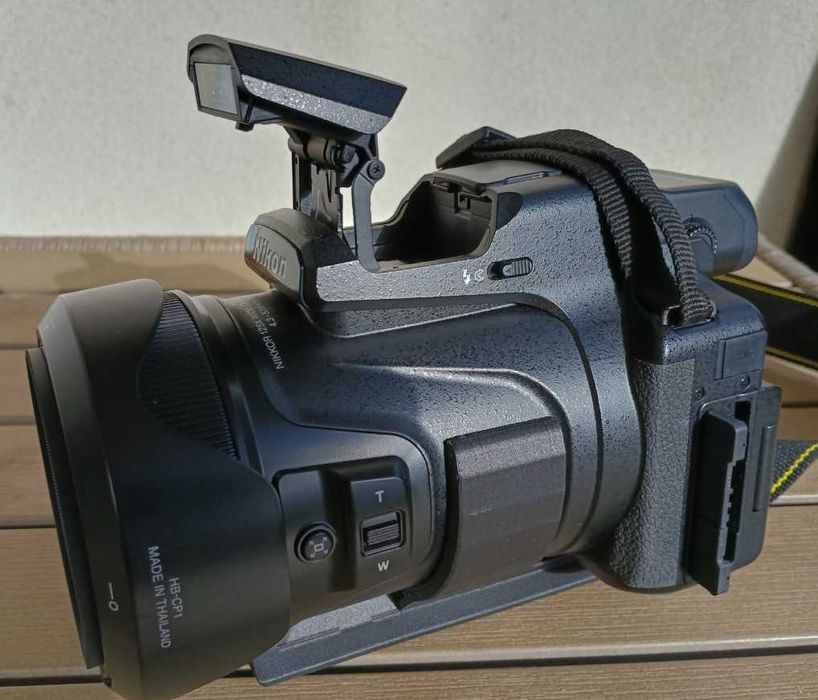 Фотоапарат NIKON P1000 16 MP,  125X zoom, 24-3000 mm, 4к видео