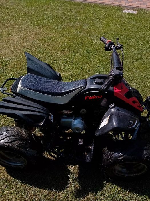 Vând atv copii stare foarte buna