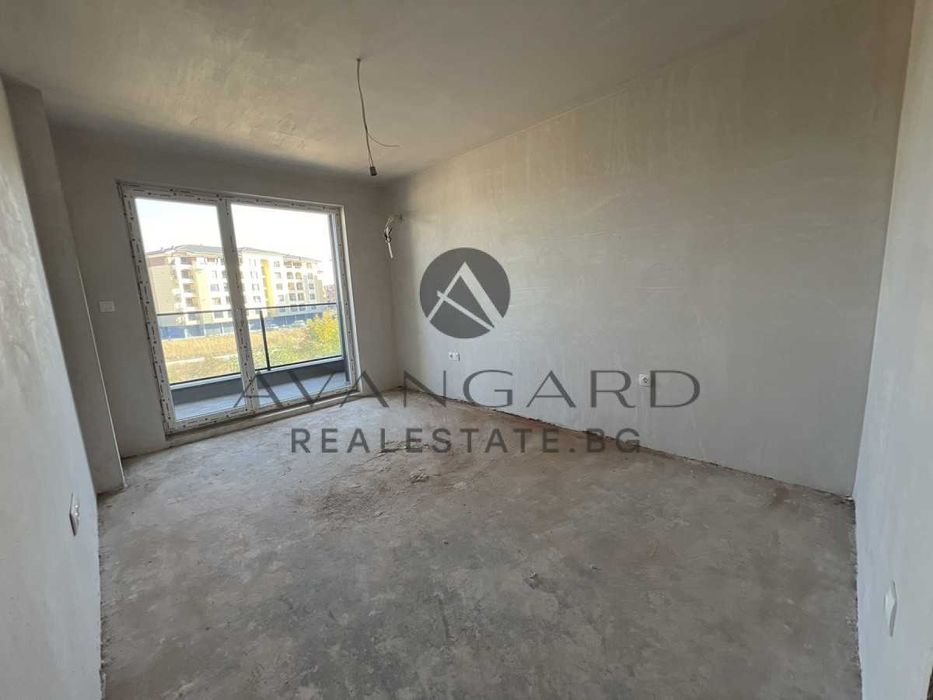 Продава се Двустаен апартамент в Пловдив, Остромила - 82 кв.м за 1125 €/кв.м - Снимка #2