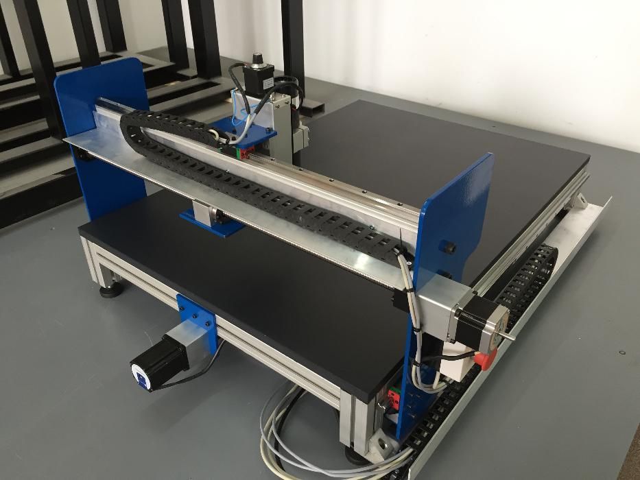 Realizam la comanda  CNC Router, Plasma, Hot-Wire, Laser CO2