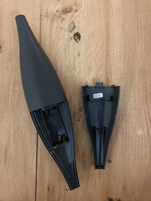 telecomanda TV SABA designer Philippe Starck functionala stare f buna