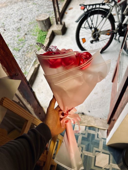 Букет от вечни рози 20 рози