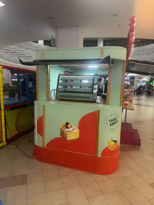Vand rulota  comerciala tip tramvai