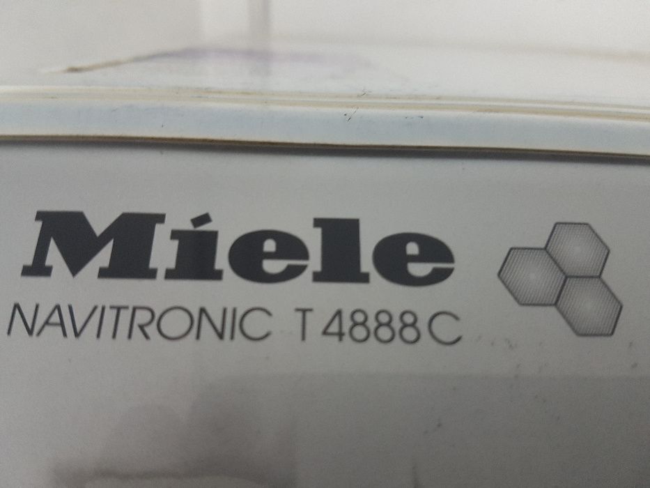 Сушилня Miele Navitronic T 4888 C