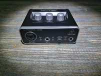 Внешняя звуковая карта BEHRINGER U-PHORIA UM2