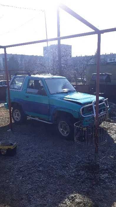 Daihatsu Feroza на части