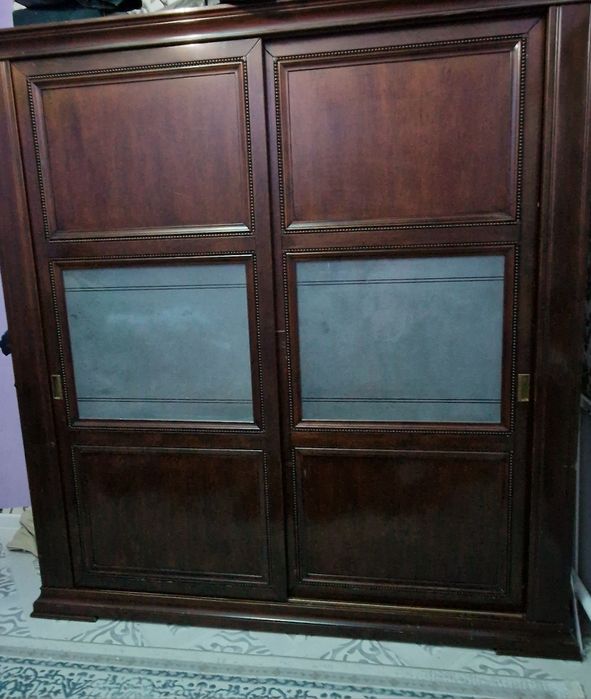 Шкаф купе. Өте жақсы күйде.