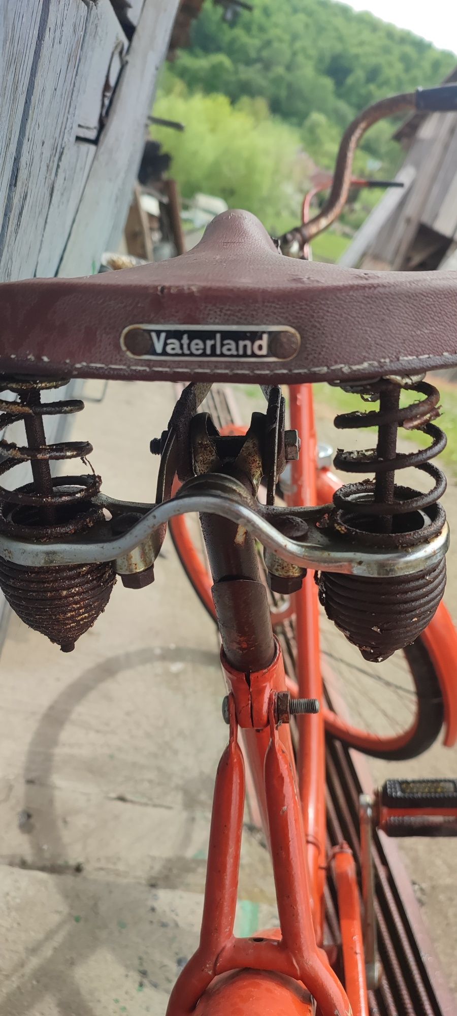 Bicicleta veche Vaterland