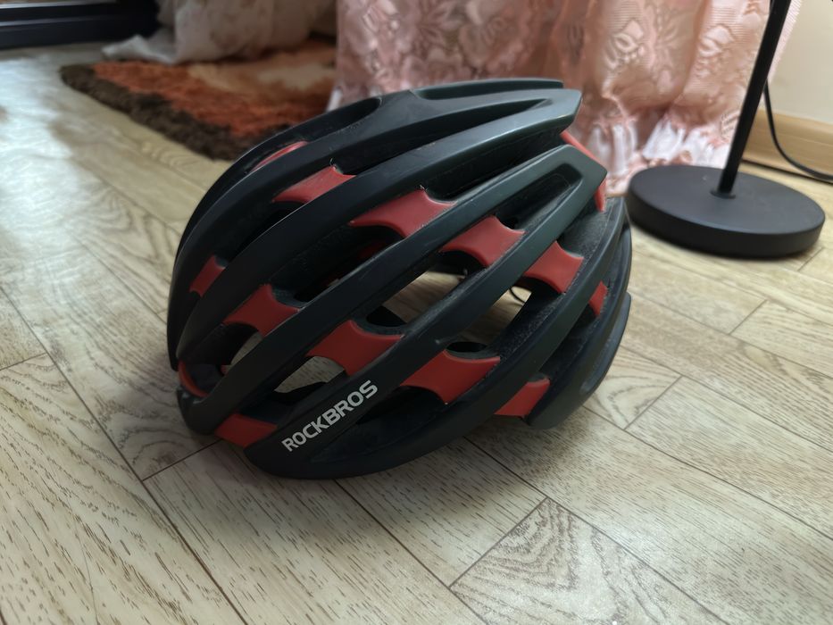 Каска ROCKBROS для взрослых