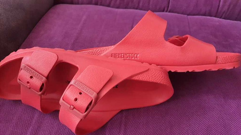 Slapi usori de plaja Birkenstock marimea 38