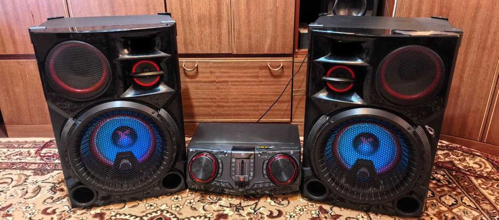 Музыкальный центр lg CJ98