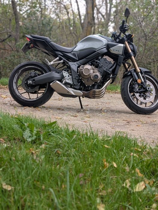 Honda CB 650R --- 2024