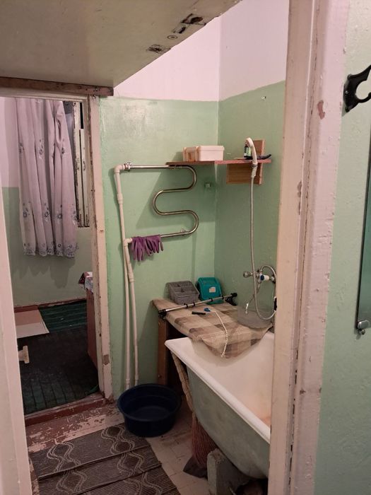 Продаётся 1/4/4 на массиве Ялангач 38500$