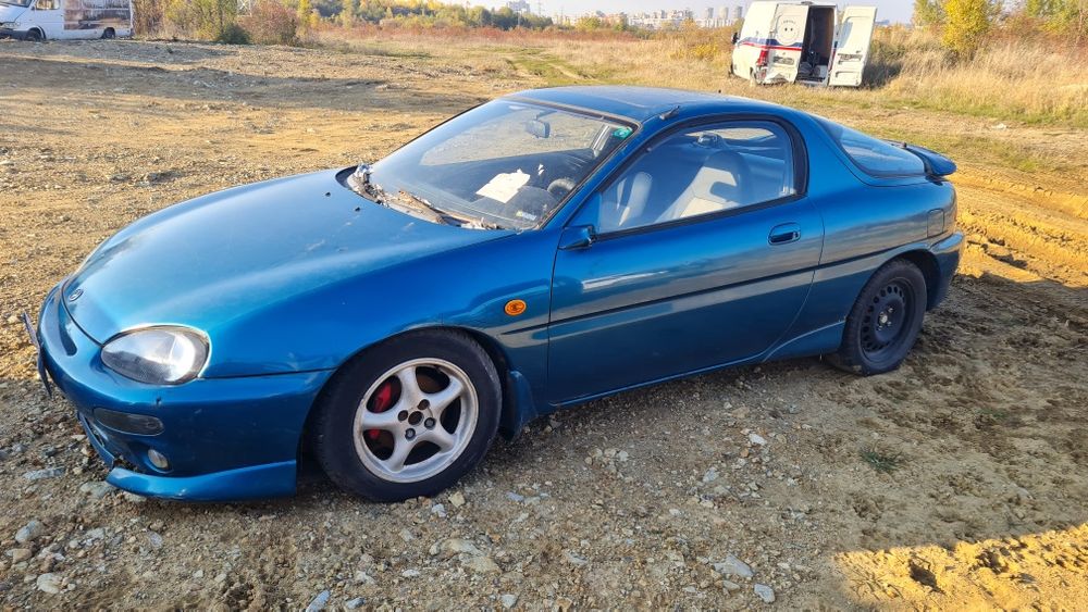 Мазда Мх-3 , Mazda Mx-3 1.8  На Части !!!