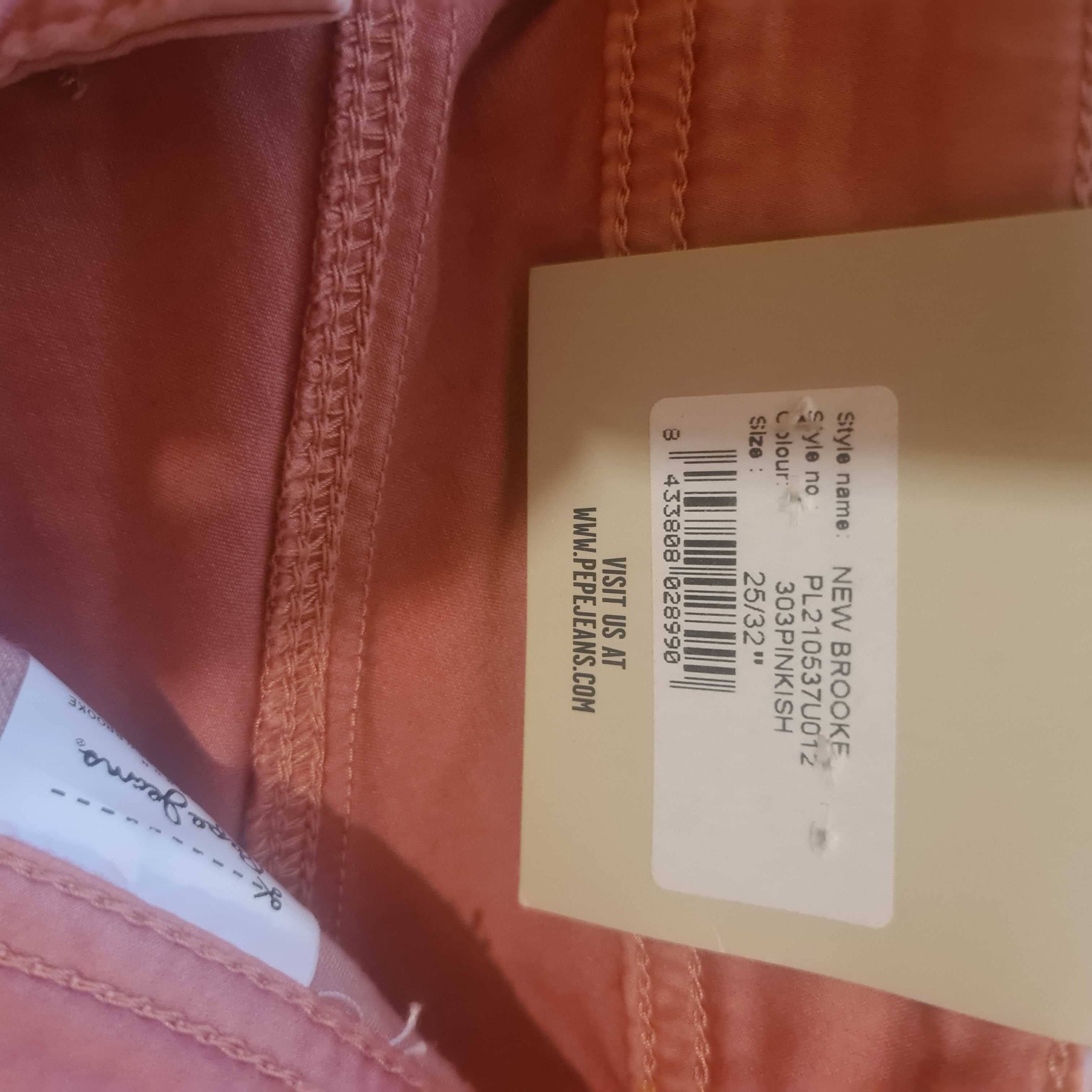 Дамски панталон на Pepe Jeans нови