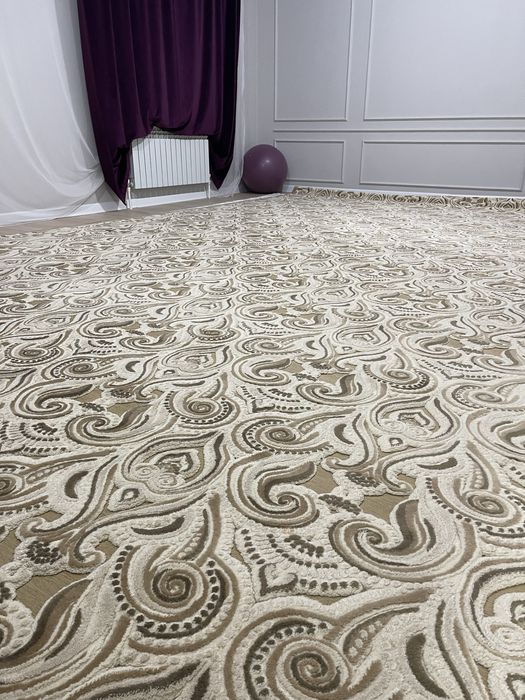 Продам ковер размер 6 на 4