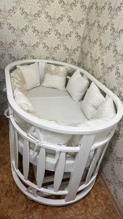 детская кроватка в отличном состоянии