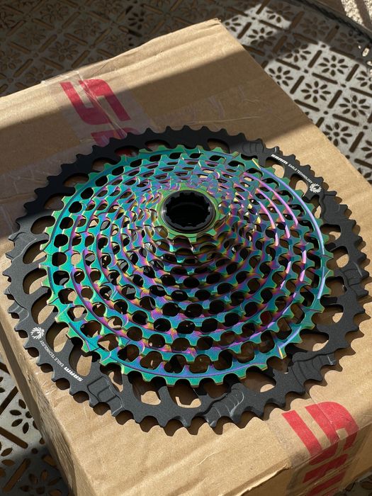 Венец касета SRAM XX1 Eagle AXS 12ск 10-52 520% XG-1299 Rainbow