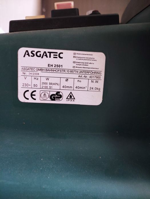 Tocător pentru crengi.