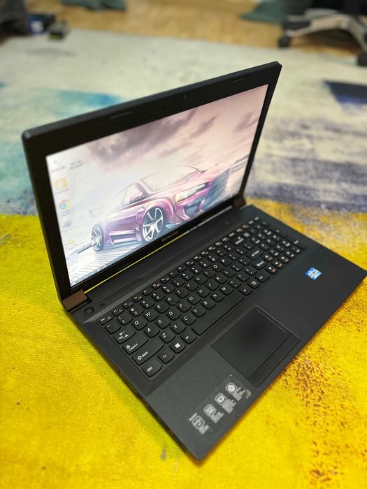 Laptop Lenovo B590, core i3, 6 gb ddr3 ram, windows 10