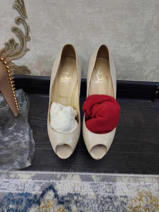 Christian Louboutin NIB Jamie 160 Ivory