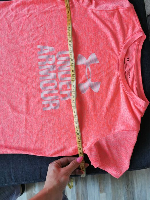 Under arnoud клин и тениска. Клин s размер тениска хs.